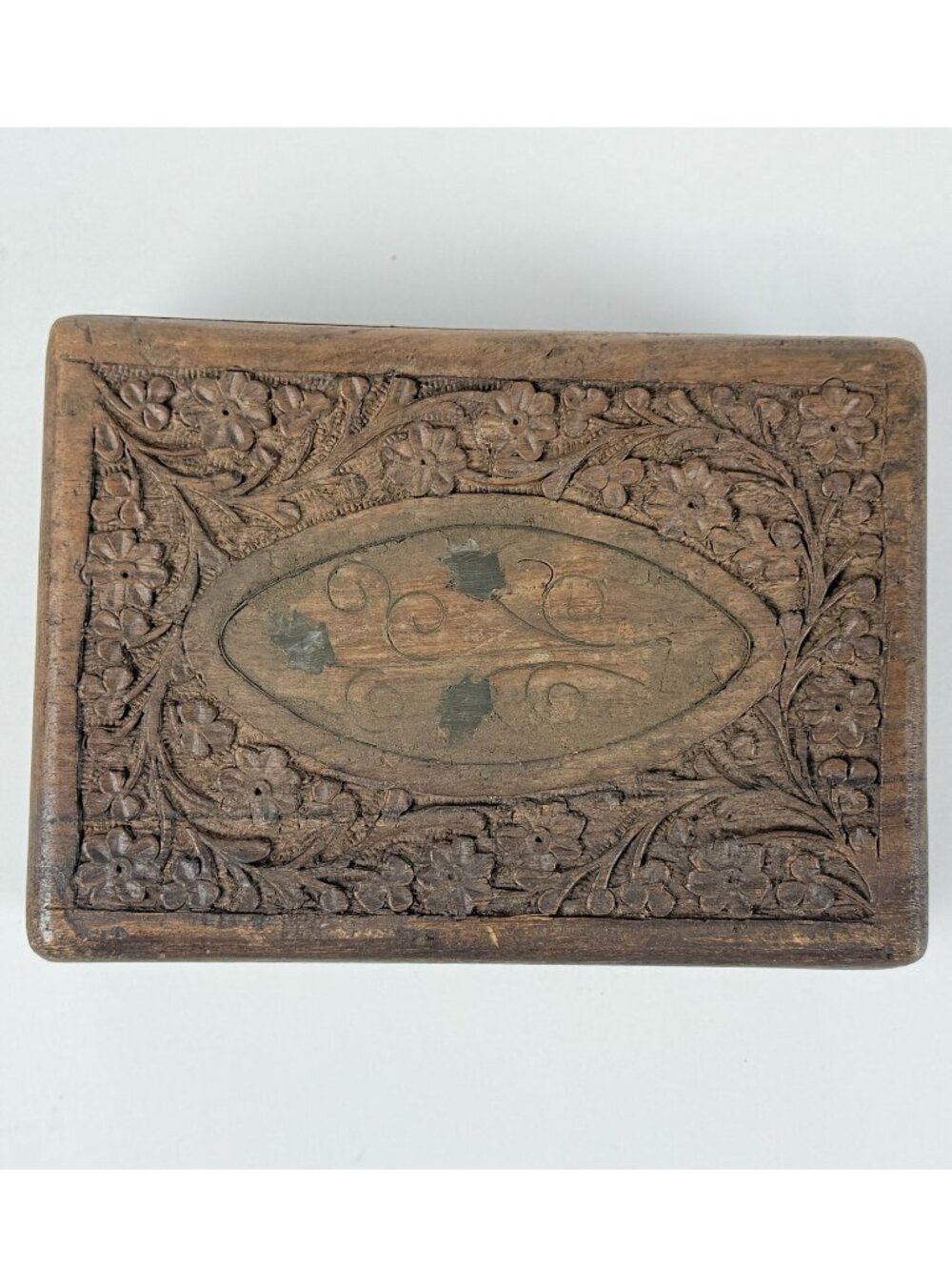 Menrium Hand Carved Wooden Trinket Box Floral With Inlay Velvet Lining
